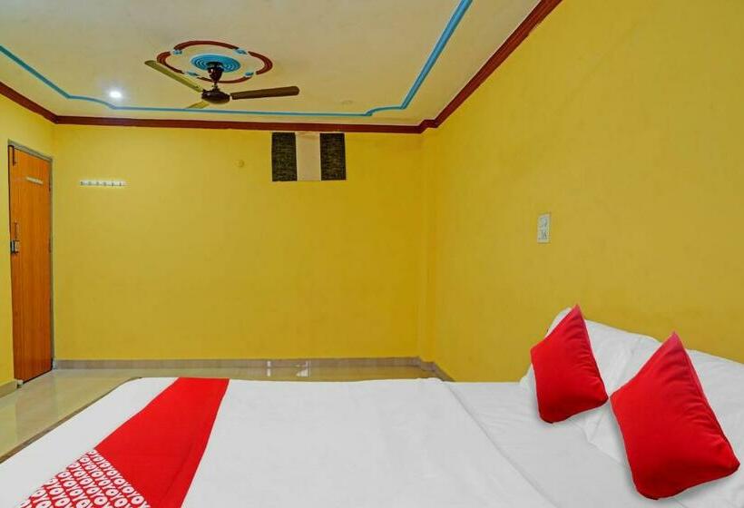 Трехместный Номер Классика, Oyo Flagship 80489 Sanskriti P Guest House