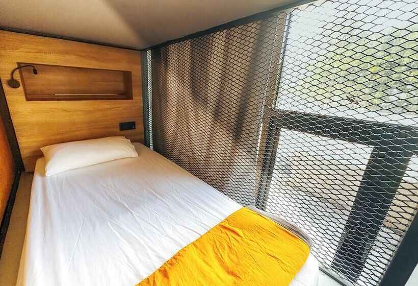 Кровать в Общей Комнате, Arch Dormitorio Cenang    Hostel