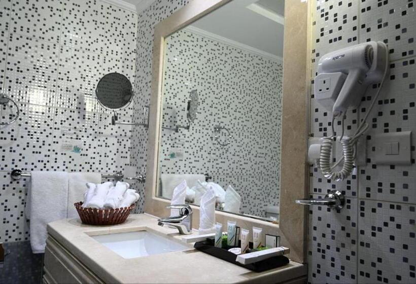 Стандартный Номер Кровать Кинг, One Inn