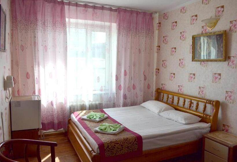 اتاق استاندارد, Danista Nomads Tour Hostel