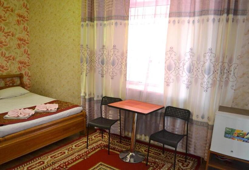 اتاق استاندارد, Danista Nomads Tour Hostel