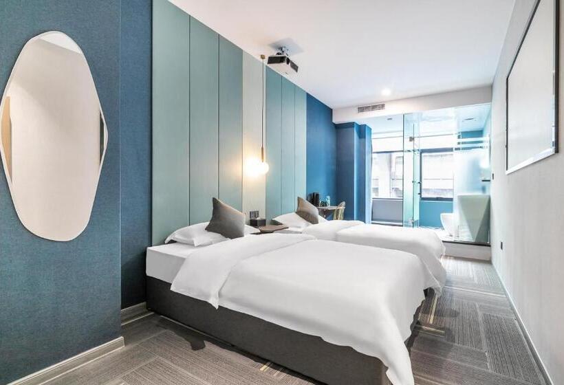 Quarto Deluxe, Puzzle Hotel Guangzhou Fenghuang New Village Subway Station