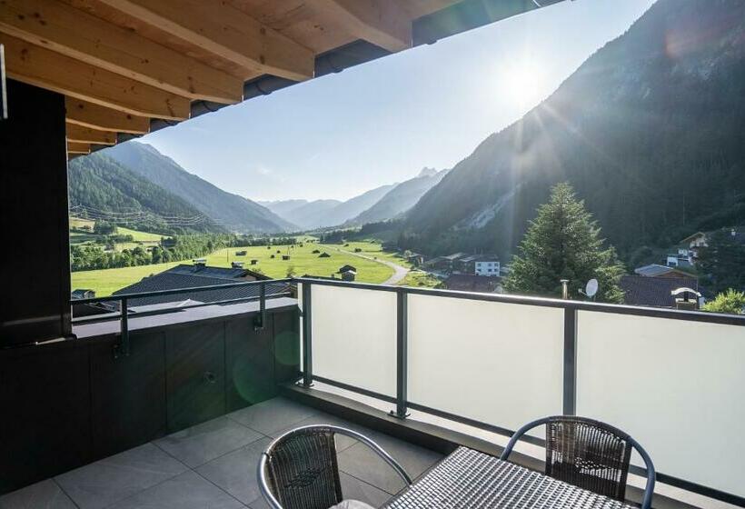 آپارتمان 2 خوابه, Appartements Tyrol