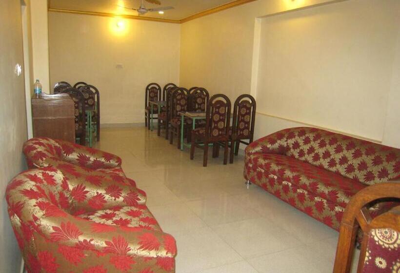 חדר דלוקס, Kedareswar B&b