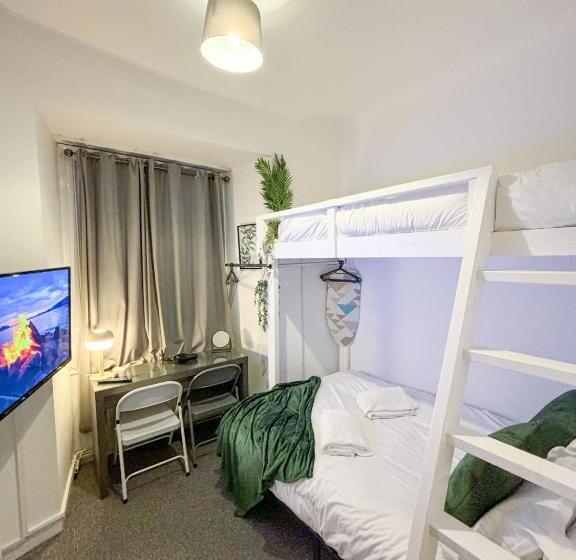 Апартаменты 2 Спальни, X Hotel Brunswick Square