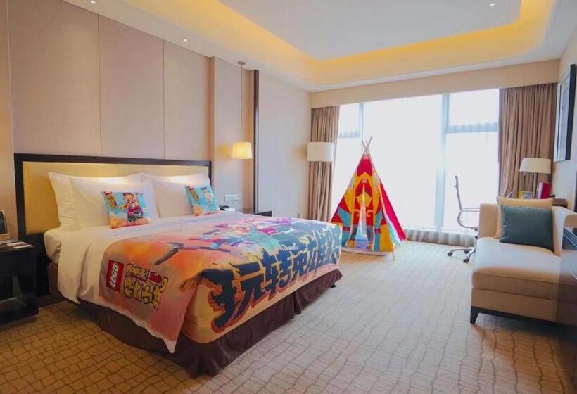 Номер Deluxe Кровать Кинг, Crowne Plaza Guangzhou Zengcheng, An Ihg Hotel  Canton Fair Free Shuttle Bus