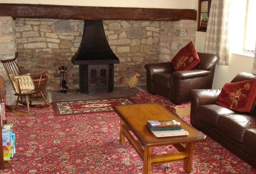 오두막, Double Gate B&b