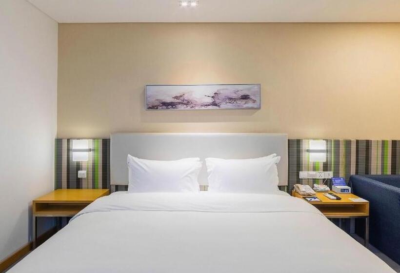 اتاق استاندارد, Holiday Inn Express Baoji City Centre, An Ihg