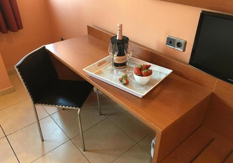 اتاق استاندارد یک نفره, Livingston Lodge