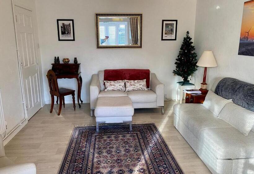 آپارتمان 1 خوابه, Fourwinds B&b