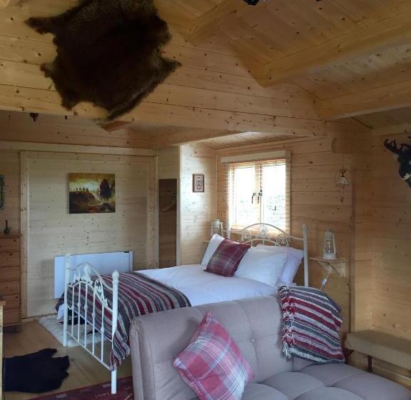 استودیو استاندارد با چشم‌انداز باغ, Fourwinds B&b