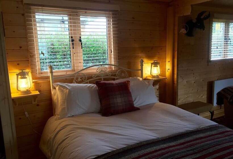 استودیو استاندارد با چشم‌انداز باغ, Fourwinds B&b