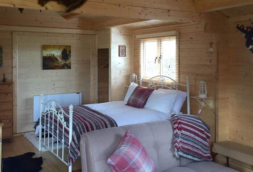 استودیو استاندارد با چشم‌انداز باغ, Fourwinds B&b