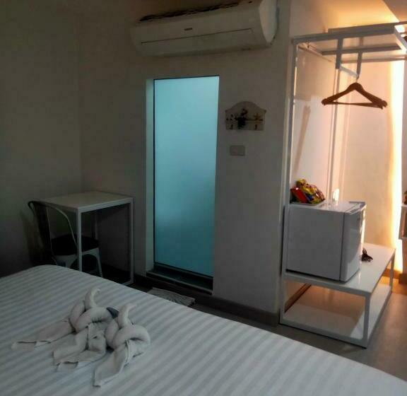 标准三人间, Bed By Boat @nonthaburi Pier