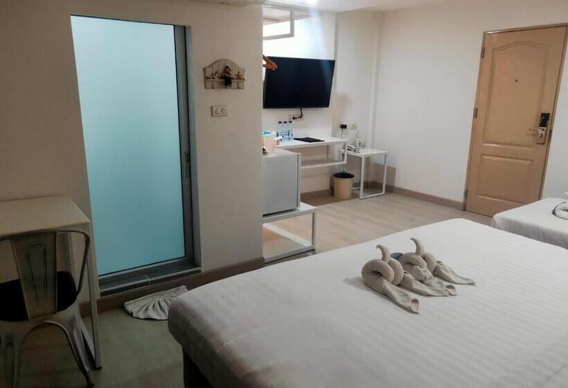 标准三人间, Bed By Boat @nonthaburi Pier