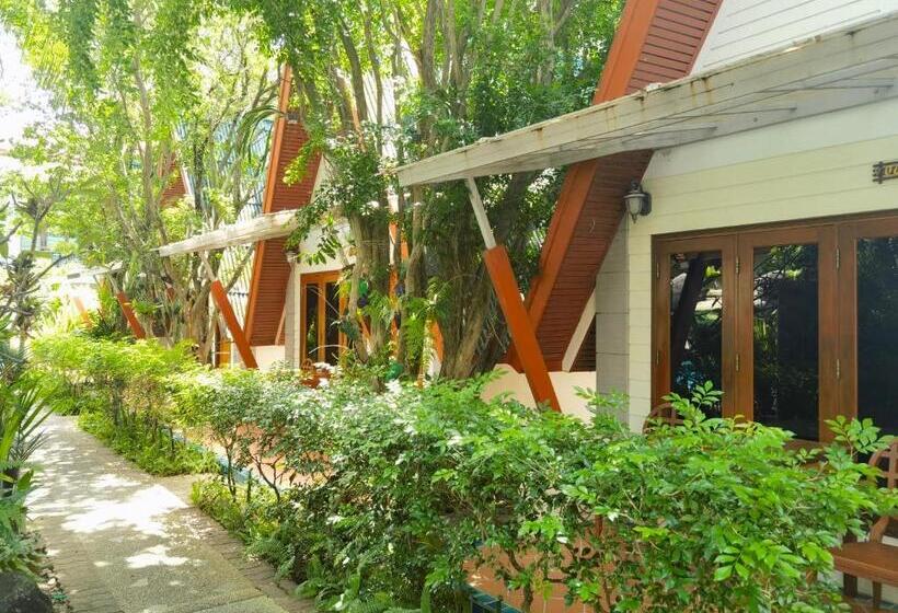 Бунгало Стандарт Вид на Сад, Phuket Meet Holiday Hotel Rawai 普吉岛相遇花园度假酒店 拉威店