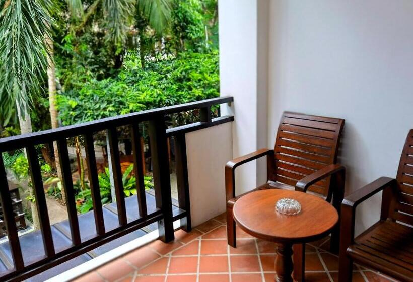 Номер Стандарт с Балконом, Phuket Meet Holiday Hotel Rawai 普吉岛相遇花园度假酒店 拉威店