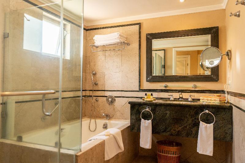 اتاق استاندارد با تخت بزرگ, Pierre Mundo Imperial Riviera Diamante Acapulco