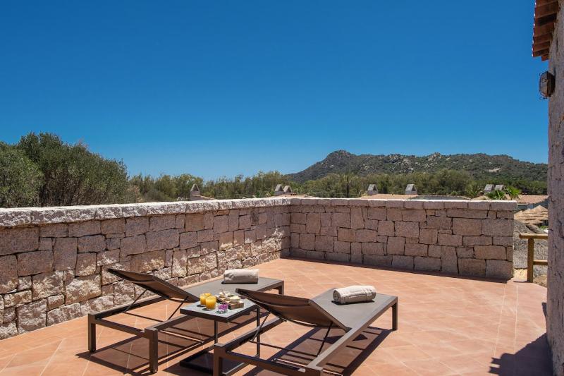 Люкс Кровать Кинг, Cala Sinzias Resort