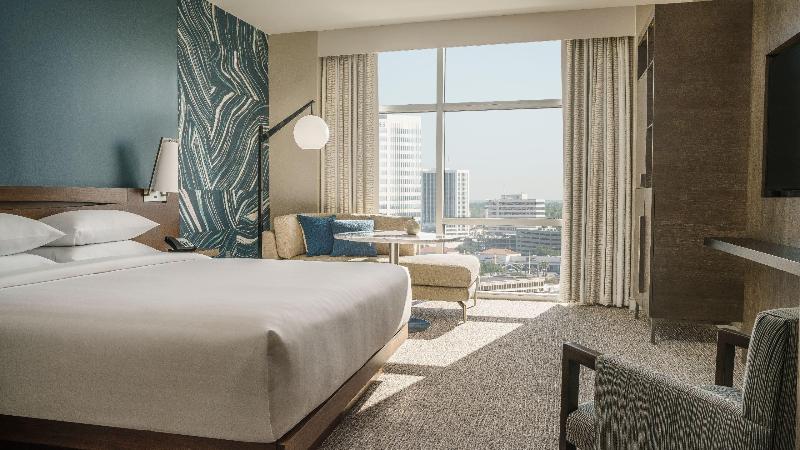 キングサイズベッドのスタンダードルーム, Hyatt Regency Houston Galleria