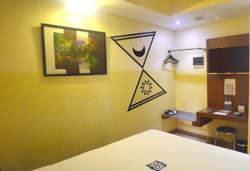 Номер Superior, World Hotel Jakarta   Bandengan