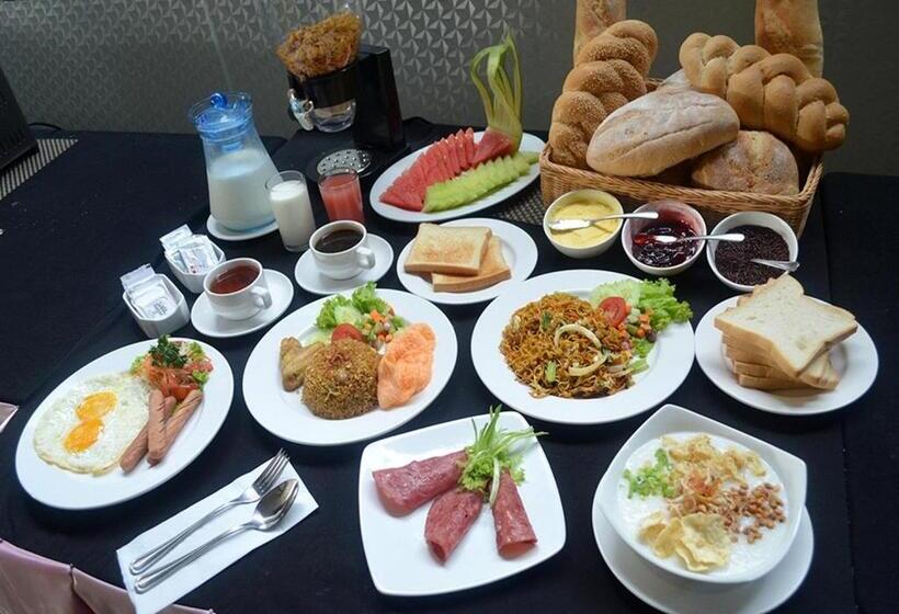 Номер Superior, World Hotel Jakarta   Bandengan
