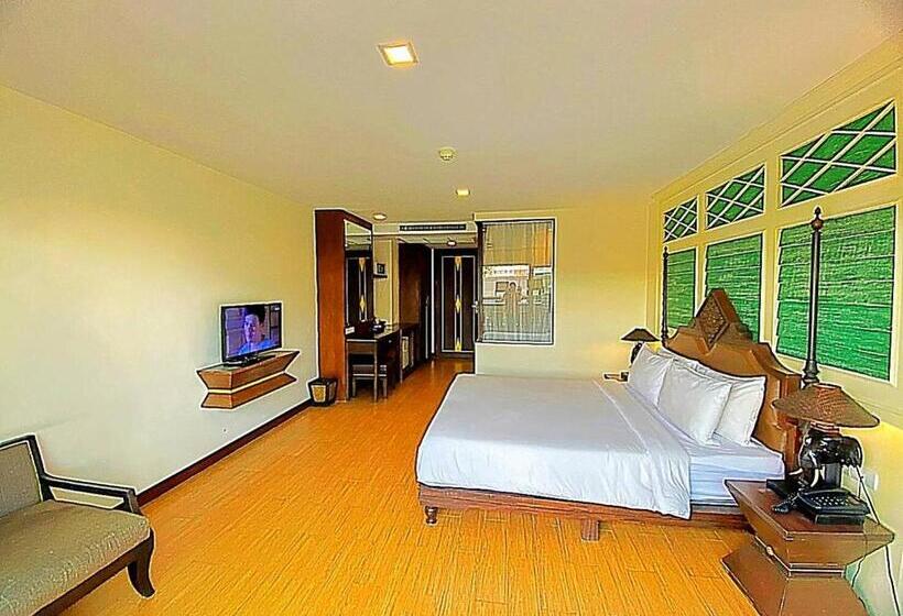 Quarto Superior, Royal Heritage Pavilion Jomtien