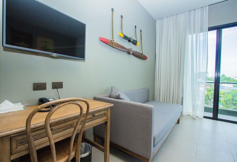 اتاق لوکس, Sugar Marina Hotel  Aviator  Phuket Airport   Sha Extra Plus
