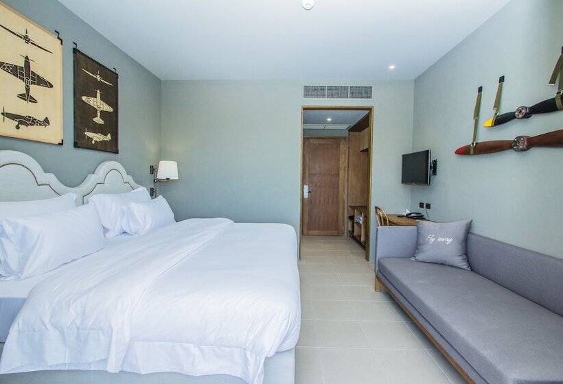 اتاق لوکس با چشم‌انداز استخر, Sugar Marina Hotel  Aviator  Phuket Airport   Sha Extra Plus