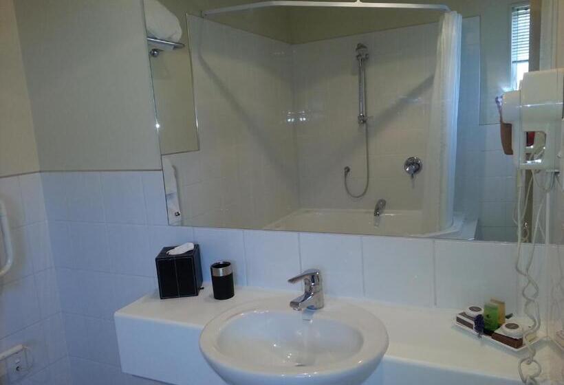 Студио Executive, Cedar Grove Motor Lodge