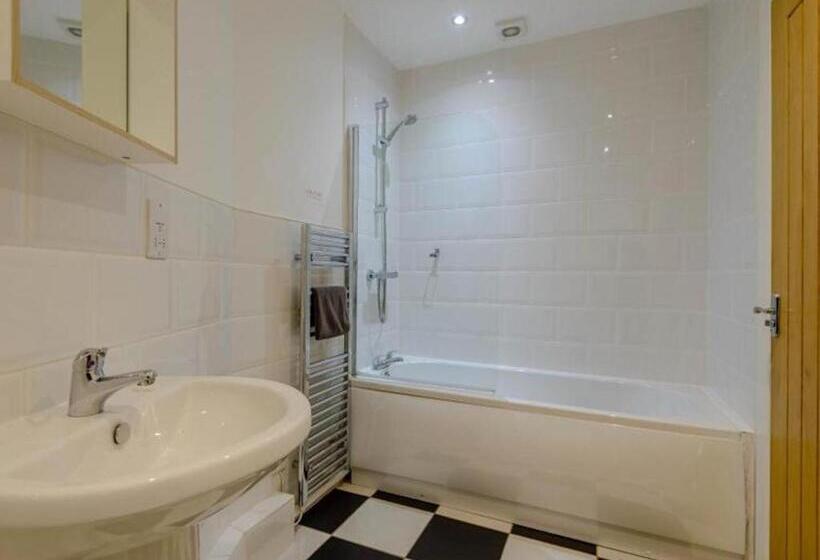 בית, 2 חדרי שינה, Rossendale Holiday Cottages & Spa