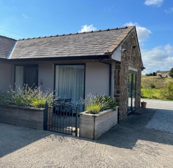 Студия Deluxe, Rossendale Holiday Cottages & Spa