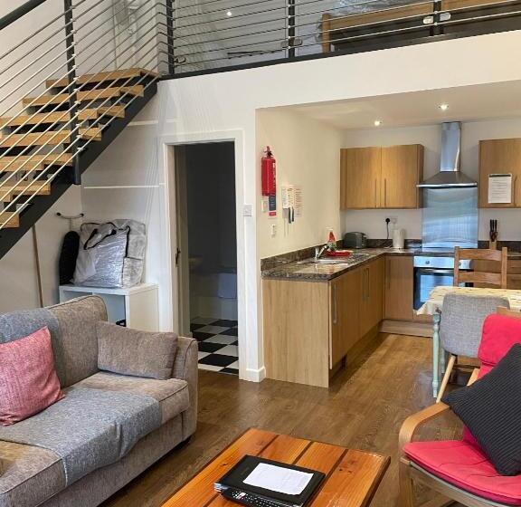Хижина Deluxe, Rossendale Holiday Cottages & Spa