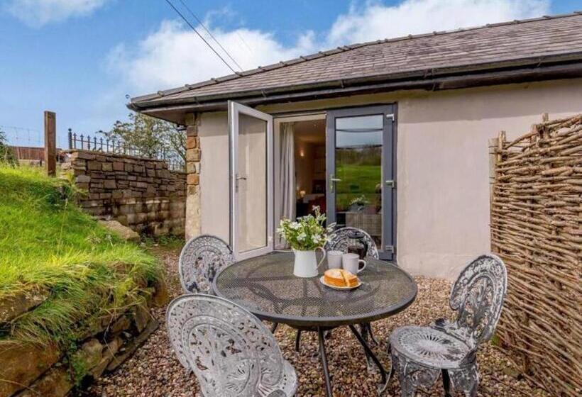 בית, 2 חדרי שינה, Rossendale Holiday Cottages & Spa