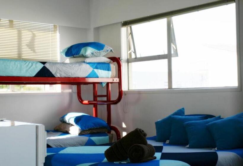 Семейный Номер, Backpackers Central Hamilton