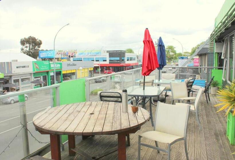 Quarto Estandar Banheiro Compartilhado, Backpackers Central Hamilton