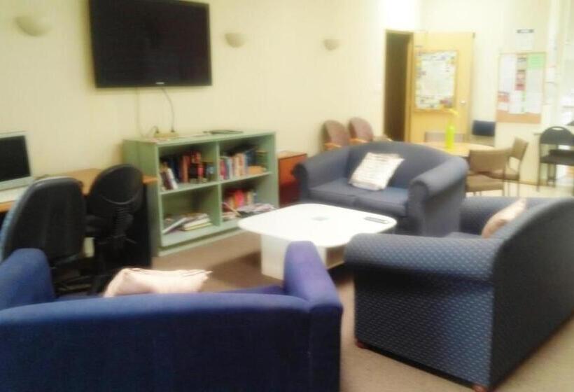 Номер Стандарт Совместная Ванная, Backpackers Central Hamilton
