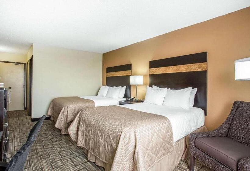 Номер Стандарт 2 Двуспальные Кровати, Clarion Hotel Fort Mill Near Amusement Park