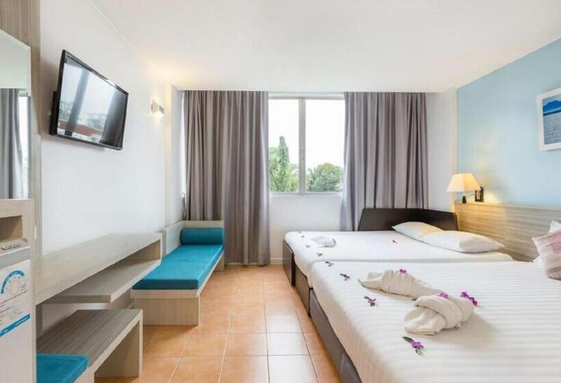 수피리어 패밀리 룸, On Hotel Phuket   Sha