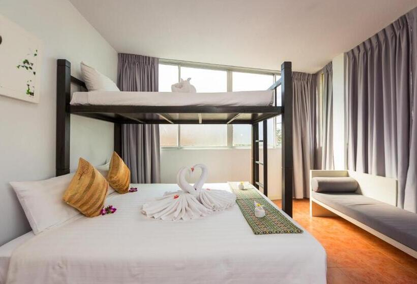패밀리 룸, On Hotel Phuket   Sha