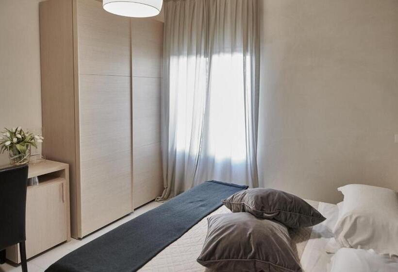 クラシックジュニアスイート, Rouge Hotel International