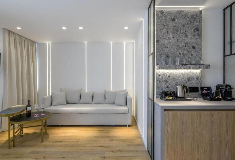스위트, Acropolis Magenta Luxury Suites