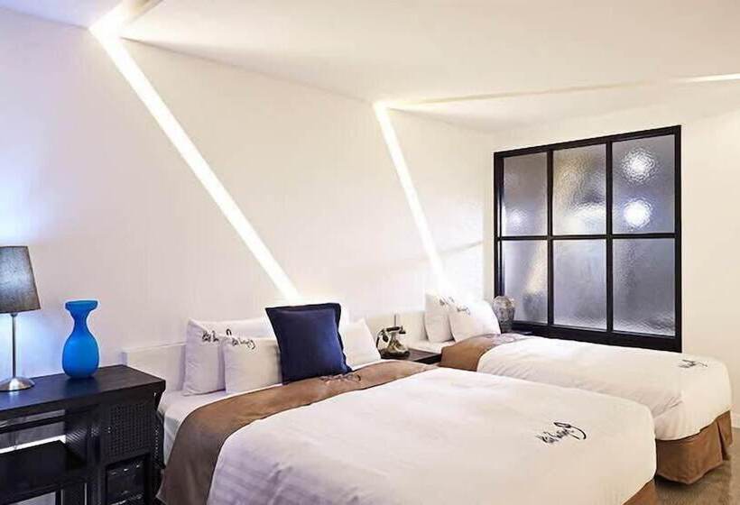 اتاق لوکس, Boutique 9