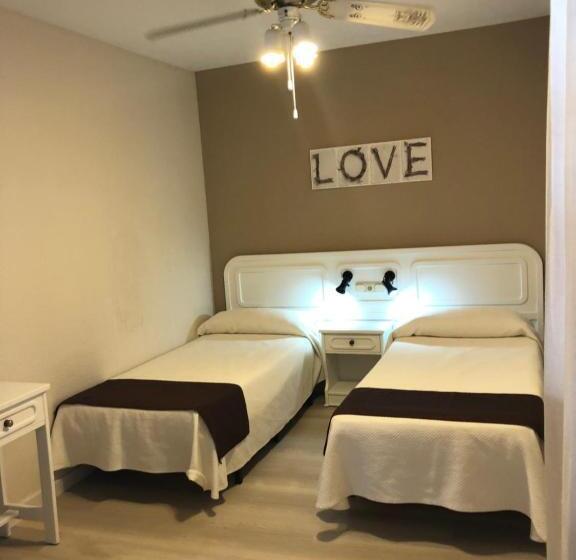 Апартаменты 2 Спальни, Regency Torviscas Apartments And Suites