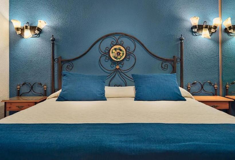 Апартаменты 2 Спальни Вид на Море, Regency Torviscas Apartments And Suites