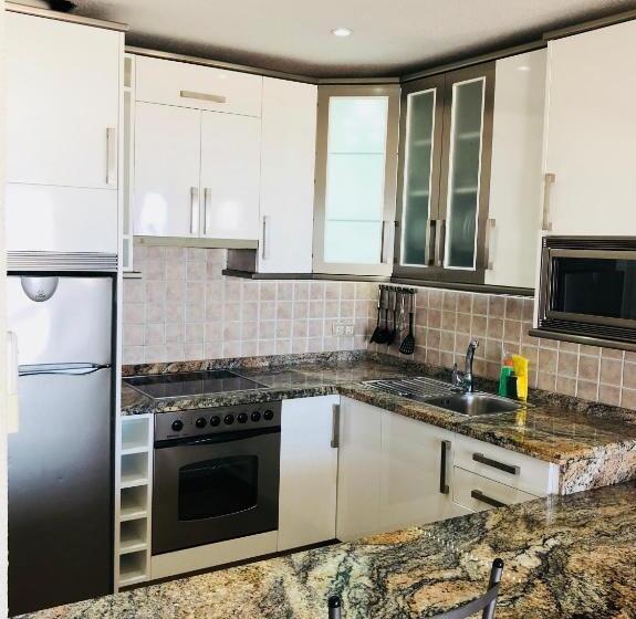 Апартаменты 2 Спальни, Regency Torviscas Apartments And Suites