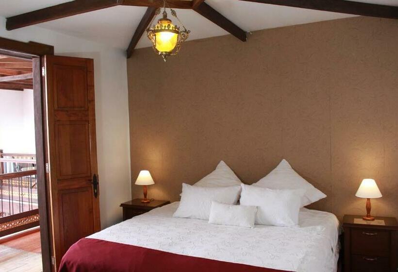 اتاق سوپریور با تخت بزرگ, Casa Lola Hotel Boutique