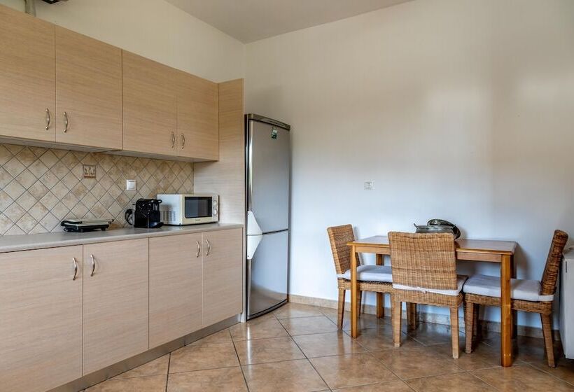 Апартаменты Deluxe 1 Спальня, Porto Koufo Resort