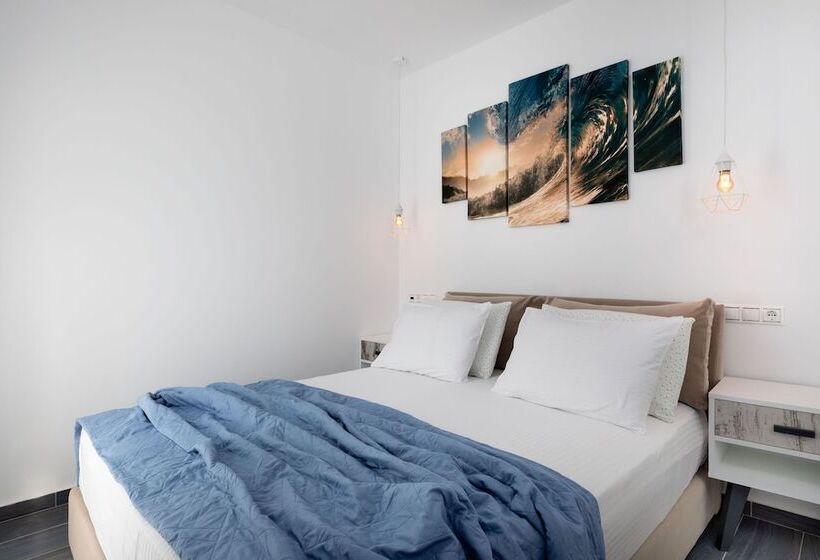 1 Bedroom Deluxe Apartment Sea View, Mandilaras Village