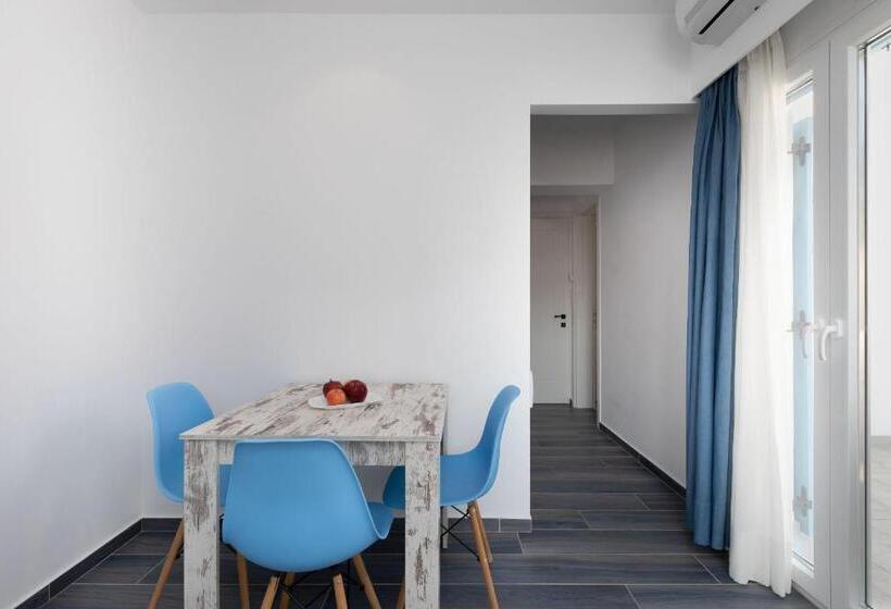 1 Bedroom Deluxe Apartment Sea View, Mandilaras Village